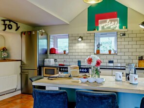 Private kitchen - 3 Bed in Stoke-on-trent (oc-92799) (Ipstones)