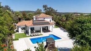 Exterior - Luxury Family Villa | Pool, Mini Golf & Playhouse | Sotogrande Costa (Cádiz)