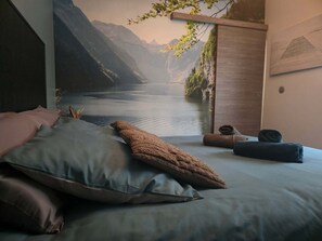Room - Vrbo Property (Cambrai)