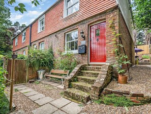 Exterior - 2 Bed in St. Leonards-on-sea (oc-92951) (Hastings)