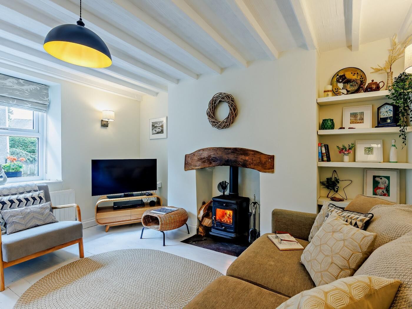 Fernseher, Kamin