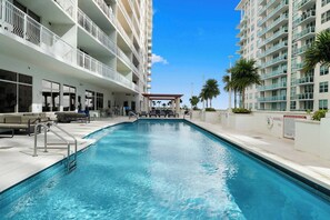 Pool - Luxury Brickell 1BR With City Views & Rooftop Pool (Miami)