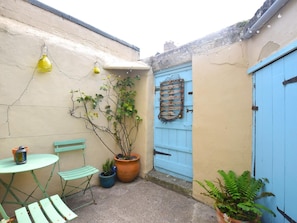 Outdoor dining - 3 Bed in Morpeth (oc-93015) (Amble)