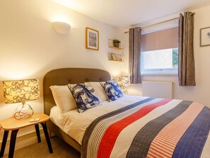 2 Schlafzimmer, Reisekinderbett, kostenloses WLAN, Bettwäsche
