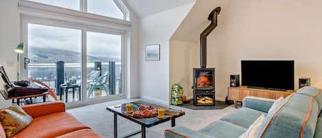 Fernseher, Kamin
