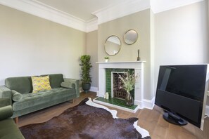 Wohnzimmer / Lounge
