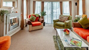 TV - 2 Bed in Sandown (oc-93900) (Sandown)