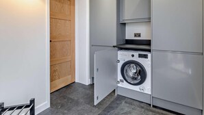 Interior - 1 Bed in Woolacombe (oc-93920) (Woolacombe)
