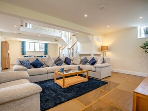 Living area - 3 Bed in Pickering (oc-93738) (Newton-on-Rawcliffe)