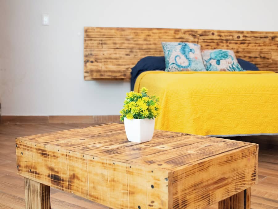 Quarto clássico (Habitación económica 4) | Frigobar, espaço de trabalho para notebook, Wi-Fi de cortesia
