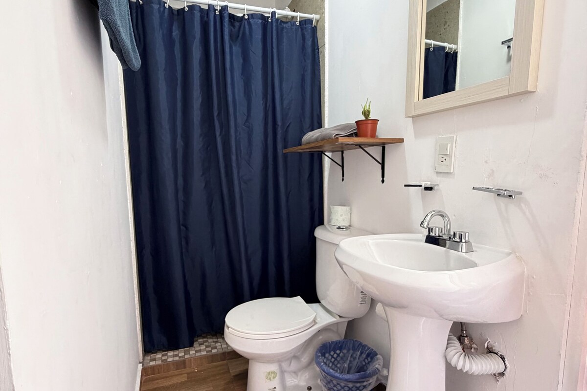 Economy Room