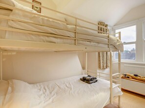 Room - 4 Bed in Keswick (oc-93996) (Keswick)