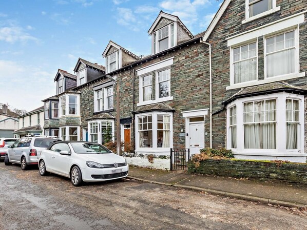 Exterior - 4 Bed in Keswick (oc-93996) (Keswick)