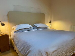 Reisekinderbett, kostenloses WLAN, Bettwäsche