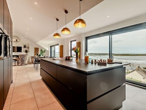 Interior - 4 Bed in Bideford (oc-93960) (Appledore)