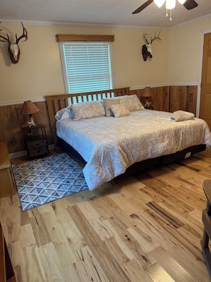 3 Schlafzimmer, Bügeleisen/Bügelbrett, kostenloses WLAN, Bettwäsche