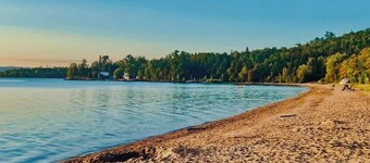 Julia’s Harmony Beach Cottage – Lake Superior