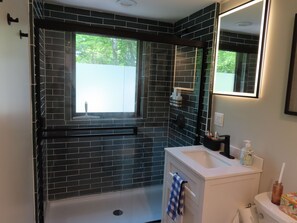 Bathroom - The Wildwood - Modern 3BR Near Newfound Lake (Bristol)