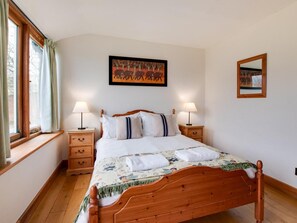 Room - 3 Bed in Buxton (oc-94110) (Cressbrook)