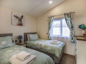 2 Schlafzimmer, Reisekinderbett, kostenloses WLAN, Bettwäsche