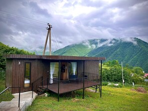 Exterior - Container House with Mountain Views Near Gudauri (Dusheti)