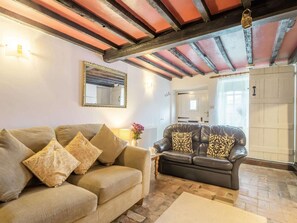 TV - 2 Bed in Norwich (oc-88326) (Bacton)