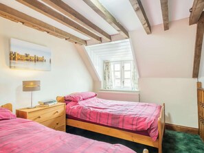 Free WiFi, bed sheets - 2 Bed in Norwich (oc-88326) (Bacton)