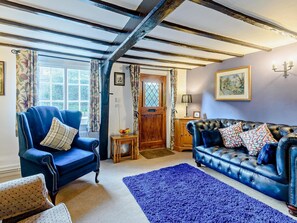 Fireplace - 2 Bed in Horncastle (oc-93375) (Belchford)