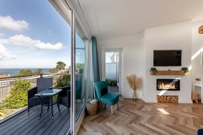 Living area - 3 Bed in Brixham (oc-93564) (Brixham)