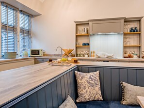 Interior - 2 Bed in Crieff (oc-93706) (Crieff)