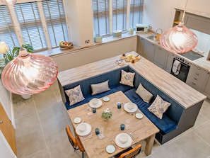 Dining - 2 Bed in Crieff (oc-93706) (Crieff)