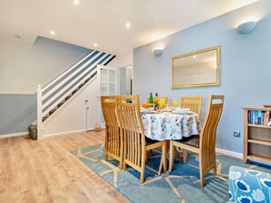 Dining - 3 Bed in Great Yarmouth (oc-93210) (Winterton-on-Sea)