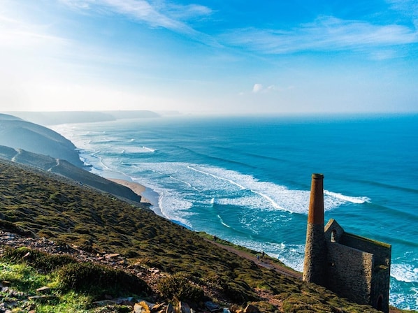 Beach - 2 Bed in Truro (oc-93307) (Porthtowan)