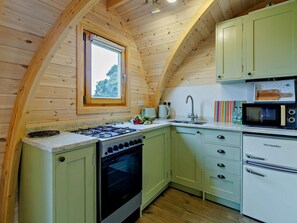 Private kitchen - 1 Bed in Shrewsbury (oc-93395) (Sheinton)
