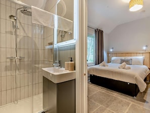 Bathroom - 3 Bed in King's Lynn (oc-93415) (Middleton)