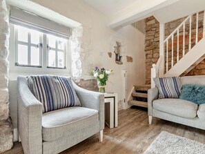 Living area - 1 Bed in Belper (oc-93600) (Alderwasley)
