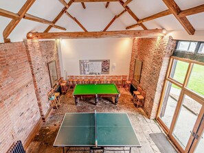 A billiards room with a pool table, a ping pong table, and multiple chairs. - 3 Bed in Doncaster (oc-93570) (Mattersey)