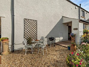 Outdoor dining - 2 Bed in Wigton (oc-93463) (Ireby)