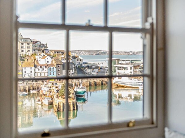 Interior - 3 Bed in Brixham (oc-93597) (Brixham)