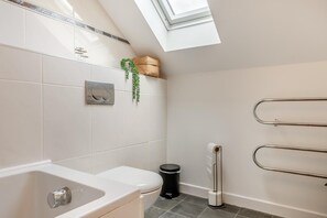 Towels - 3 Bed in Tenby (oc-93359) (Redberth)