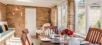 4 Bed in Peterborough (oc-93450)