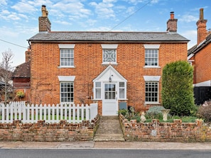 Exterior - 3 Bed in Stockbridge (oc-94143) (Broughton)