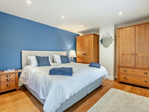 Travel cot, free WiFi, bed sheets - 3 Bed in Stockbridge (oc-94143) (Broughton)