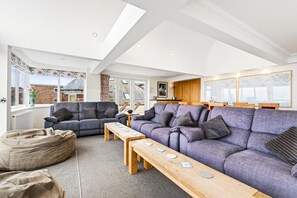 TV - 4 Bed in Swanage (oc-78838) (Swanage)