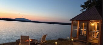 5-Bedroom Lakefront Retreat, Sandy Beach & Direct Mt. Katahdin Views, South Twin