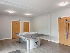 Games room - 3 Bed in Crediton (oc-waiec) (Zeal Monachorum)