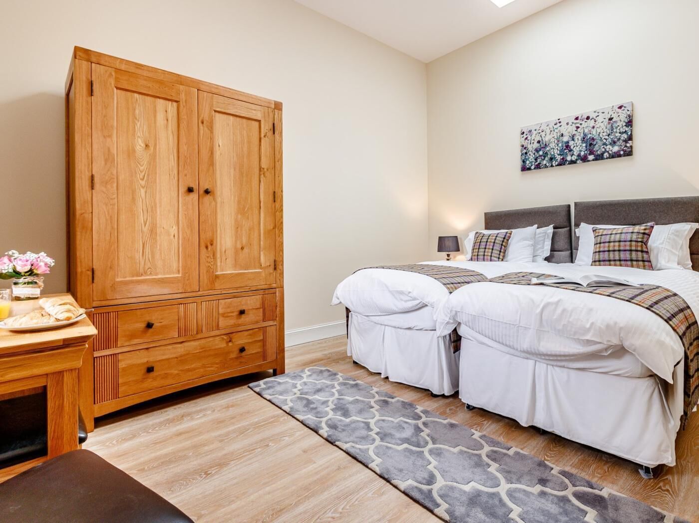 2 chambres, lit parapluie, Wi-Fi gratuit, draps fournis