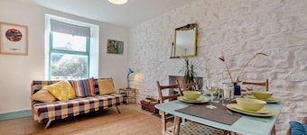 2 Bed in Haverfordwest (oc-93577)