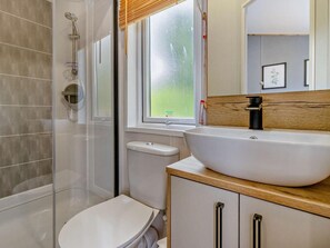 Towels - 3 Bed in Shrewsbury (oc-94112) (Hope)