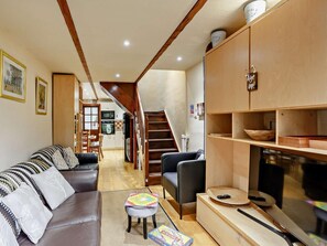 Living area - 3 Bed in Skipton (oc-93485) (Embsay)